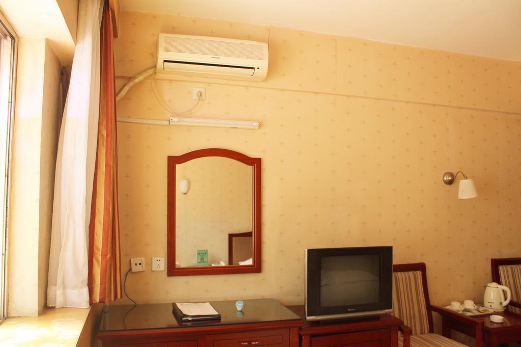 Rongbao Hotel Пекин Экстерьер фото