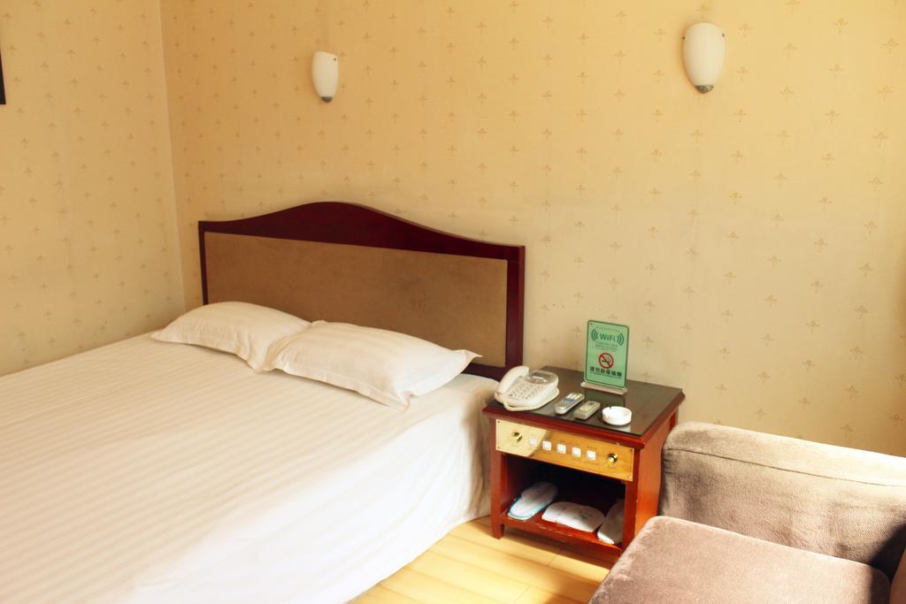 Rongbao Hotel Пекин Экстерьер фото