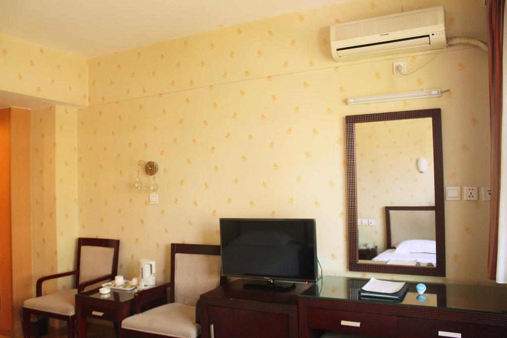Rongbao Hotel Пекин Экстерьер фото